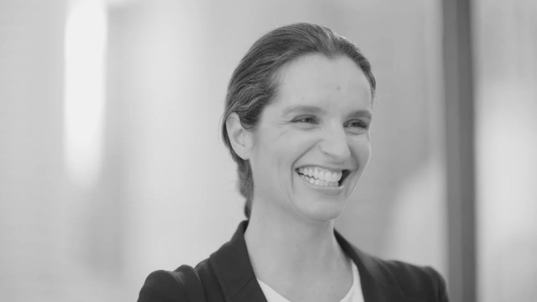Commodity Vetiveris pagal Caroline Sabas